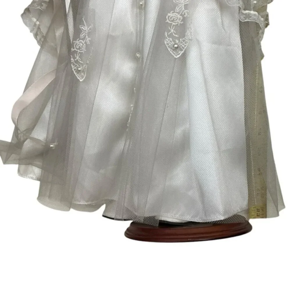 Vintage Porcelain Bride Doll Victorian Wedding Gown Blond Hair Bridal Doll 23 in